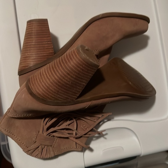 Jessica Simpson boots fringe tan suede size 10 - Picture 3 of 6